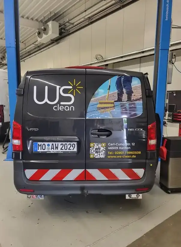 Heckbeschriftung WS clean – Fahrzeugbeschriftung von Münch Werbetechnik Siegen