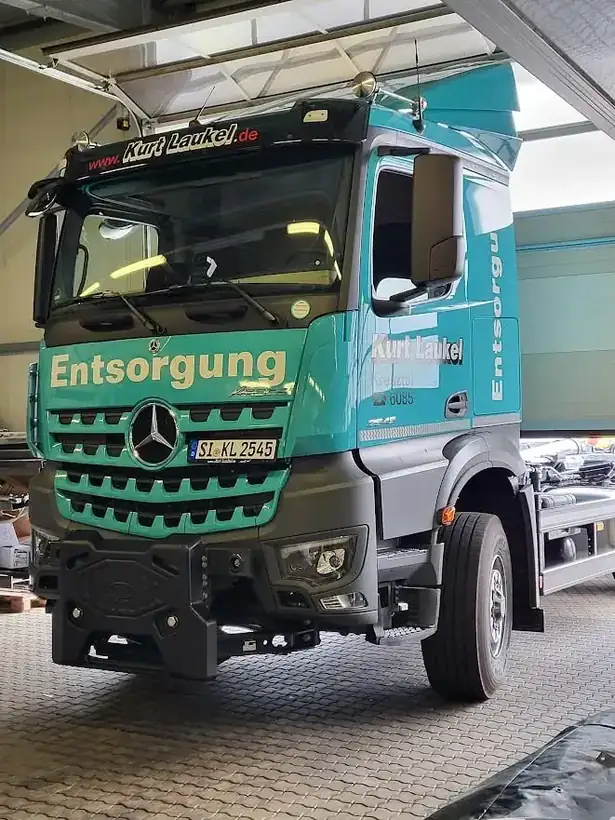 LKW Entsorgung Laukel – Fahrzeugbeschriftung von Münch Werbetechnik Siegen