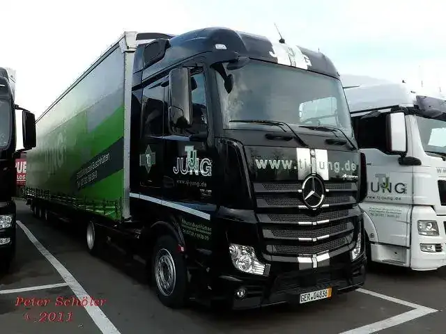 LKW-Plane Jung – Fahrzeugbeschriftung von Münch Werbetechnik Siegen