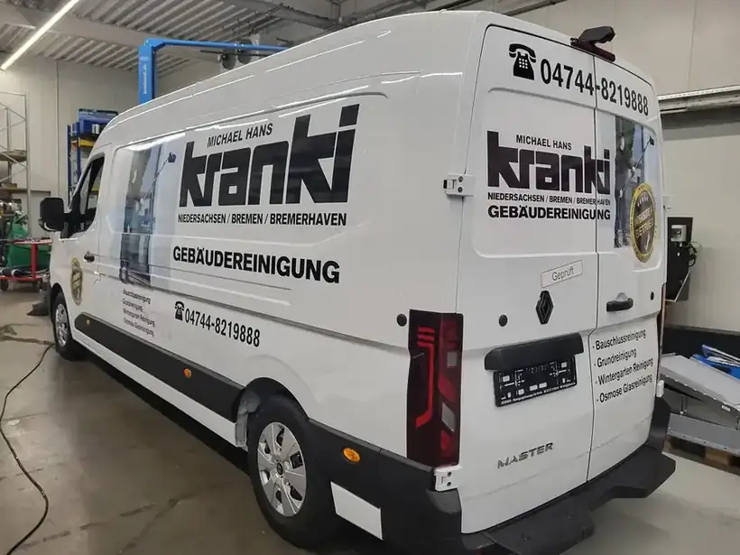 Master Kranki Gebäudereinigung – Fahrzeugbeschriftung von Münch Werbetechnik Siegen