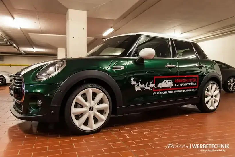 Mini mit Beschriftung – Fahrzeugbeschriftung von Münch Werbetechnik Siegen