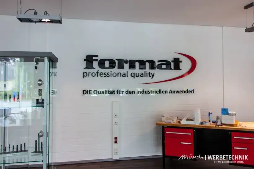 Wandbeschriftung format professional quality – Glas, Fassade & Gebäude von Münch Werbetechnik Siegen