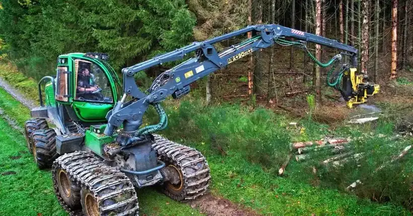 Harvester John Deere Wald – Maschinen & Anlagen von Münch Werbetechnik Siegen