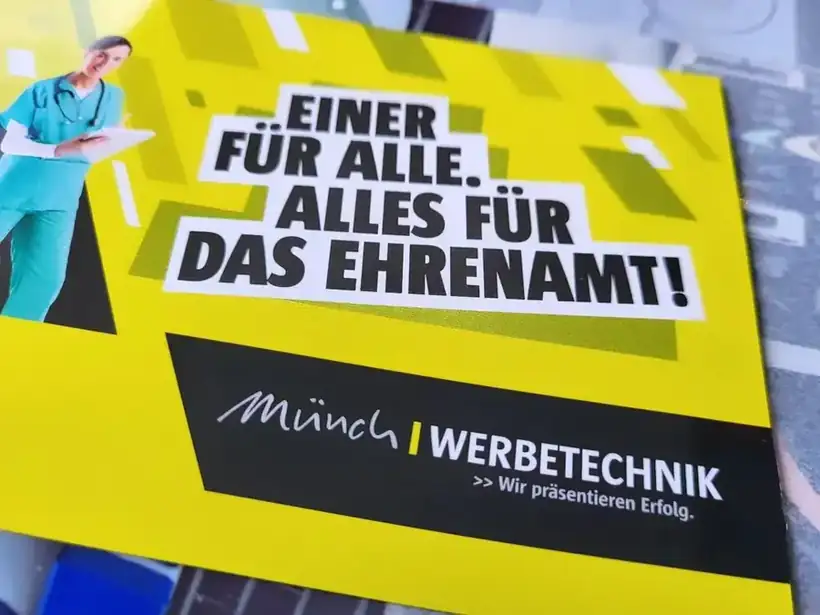 Werbetafel Ehrenamt – Schilder & Leitsysteme von Münch Werbetechnik Siegen